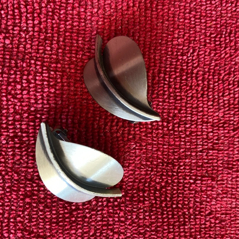 Vintage Beau Sterling Leaf Earrings - Clip Backings